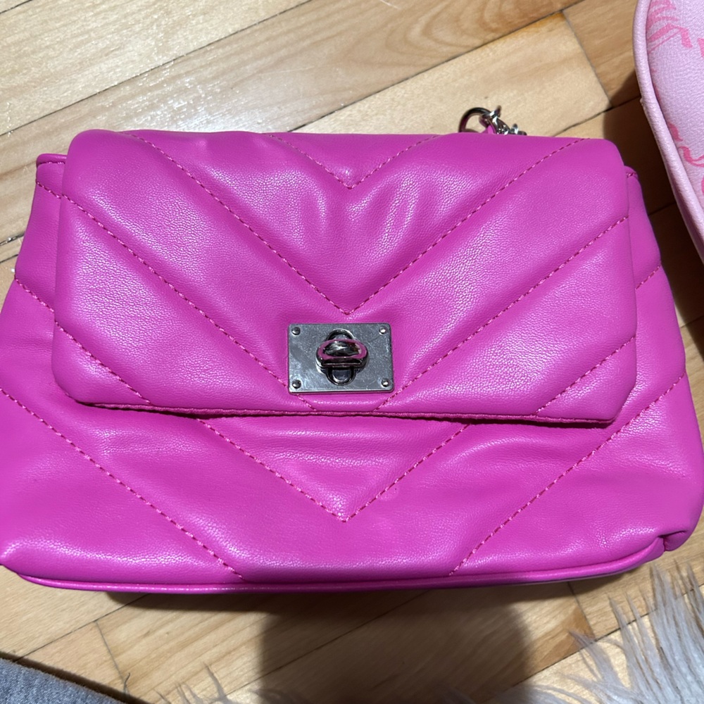 BRAND NEW Pink Quilted Women's Bag